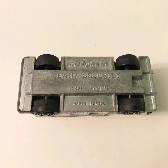 Lot of 4 Majorette Cars Bank Security Jeep Cherokee Renault Express Ambulance - Picture 6 of 16